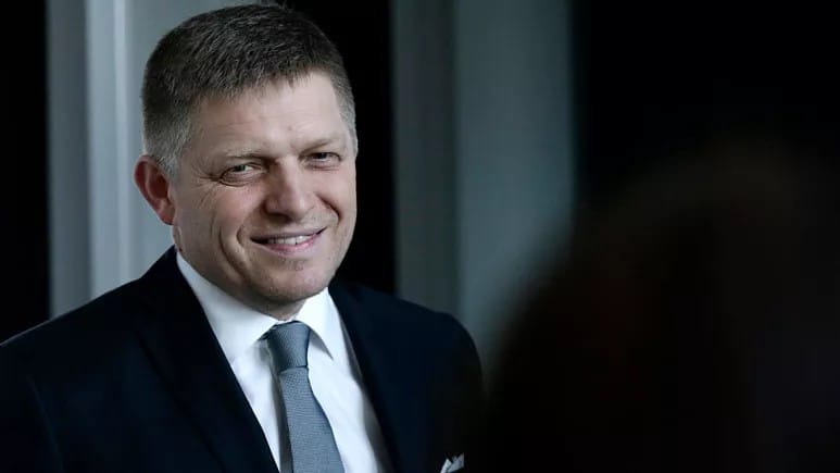 «Новый премьер Словакии Фицо будет выступать против прямой поддержки Украины. Но его решения смягчат партнеры по коалиции» — эксперт