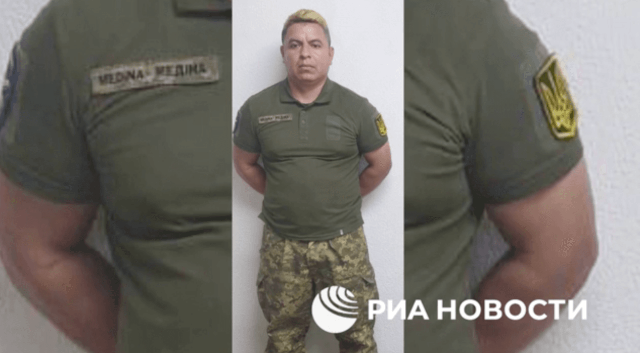 ФСБ объявила о задержании двух граждан Колумбии, воевавших за ВСУ. Судя по всему, их похитили в Венесуэле и выдали в Россию