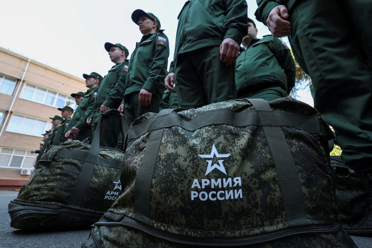 Срочник из Курганской области получил деньги от Минобороны за контракт, который не подписывал. Ранее подобное произошло в Челябинске